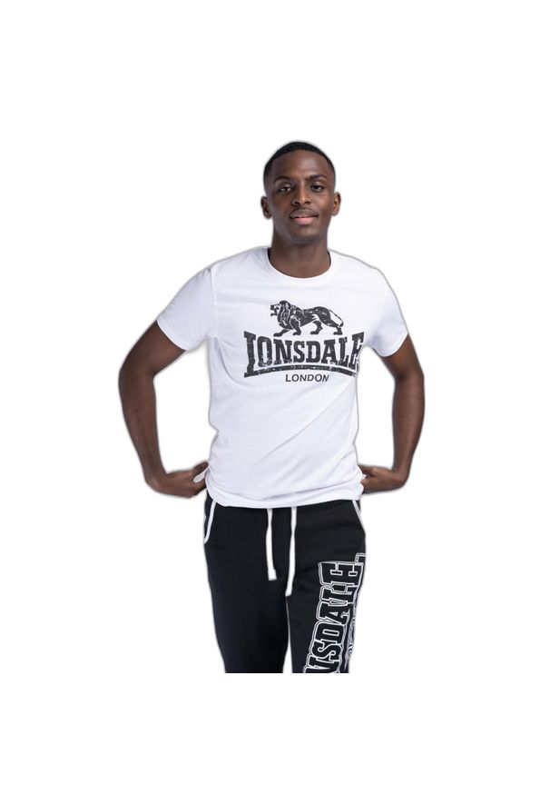 Koszulka Lonsdale Silverhill. Kolor: czarny, biały, wielokolorowy. Materiał: bawełna