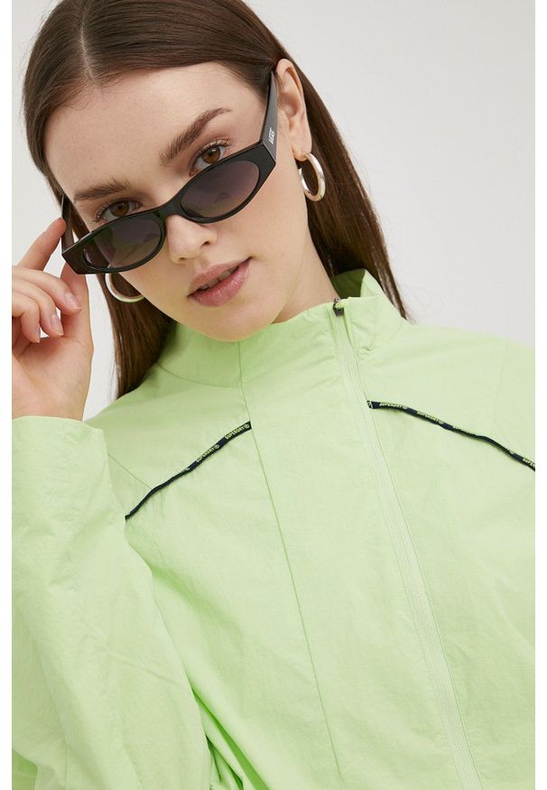 Superdry kurtka damska kolor zielony przejściowa. Kolor: zielony