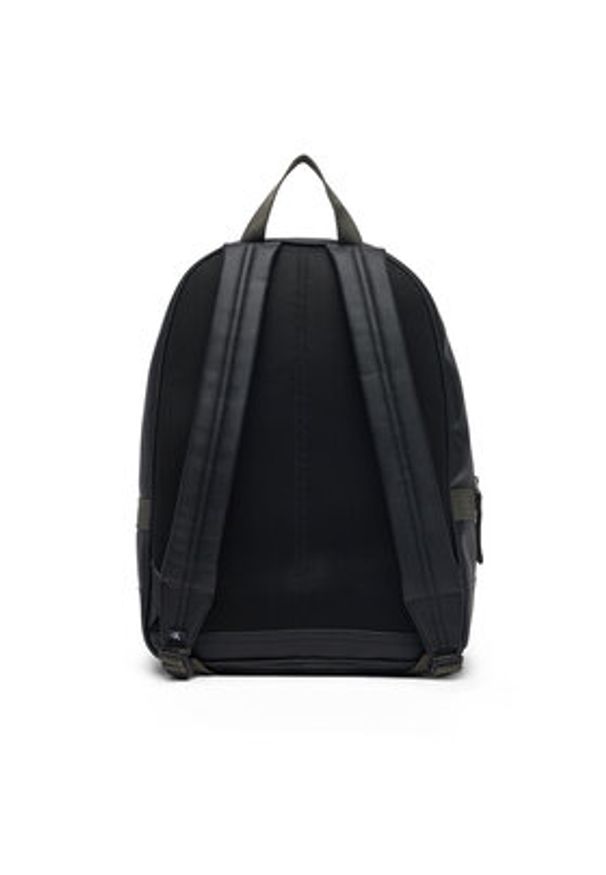 Calvin Klein Jeans Plecak Cargo Backpack 43 LV04G3158G Czarny. Kolor: czarny. Materiał: skóra