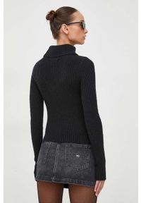 Hollister Co. sweter damski kolor czarny lekki z golfem. Typ kołnierza: golf. Kolor: czarny. Materiał: dzianina, prążkowany. Długość rękawa: długi rękaw. Długość: długie #4