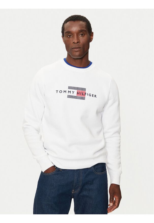 TOMMY HILFIGER - Tommy Hilfiger Bluza MW0MW35541 Biały Regular Fit. Kolor: biały. Materiał: bawełna