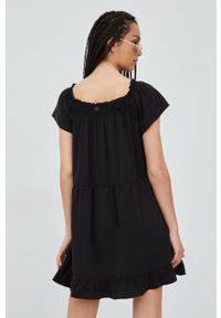 Superdry sukienka kolor czarny mini rozkloszowana. Typ kołnierza: dekolt hiszpanka. Kolor: czarny. Materiał: tkanina, materiał, wiskoza. Typ sukienki: rozkloszowane. Długość: mini #2