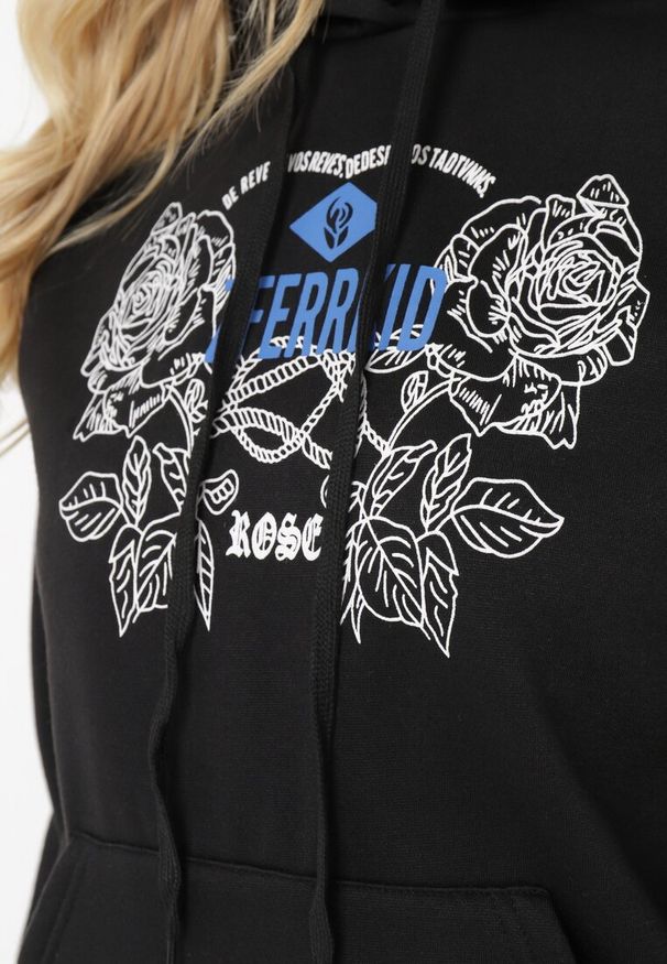Born2be - Czarna Bluza z Kapturem i Nadrukiem oraz Ściągaczami Apperforda. Typ kołnierza: kaptur. Kolor: czarny. Materiał: polar. Wzór: nadruk
