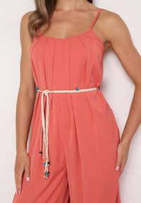 Born2be - Czerwony Kombinezon na Cienkich Regulowanych Ramiączkach ze Ściągaczem w Talii Huetta. Okazja: na co dzień. Kolor: czerwony. Materiał: jeans. Długość rękawa: na ramiączkach. Długość: długie. Styl: casual, elegancki #4