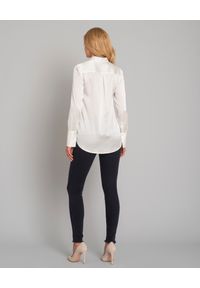 SOLUZIONE - Biała koszula jedwabna z długimi mankietami. Okazja: na co dzień. Kolor: biały. Materiał: jedwab. Długość: długie. Styl: casual #4