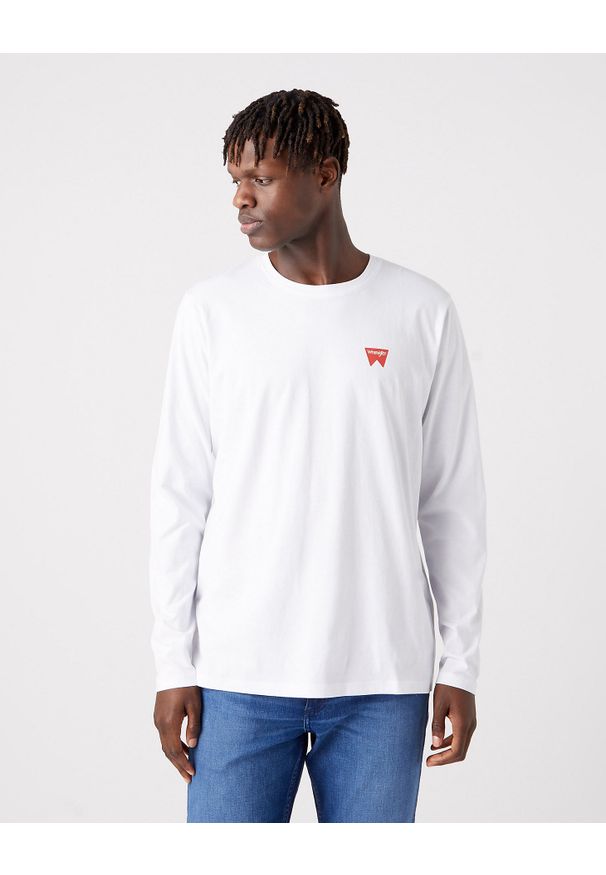 Wrangler - WRANGLER LS SIGN OFF TEE MĘSKA KOSZULKA Z DŁUGIM RĘKAWEM LOGO WHITE W70KD3989. Długość rękawa: długi rękaw. Długość: długie