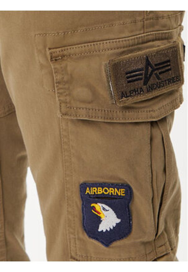 Alpha Industries Spodnie materiałowe Petrol Patch 178207 Zielony Slim Fit. Kolor: zielony. Materiał: bawełna