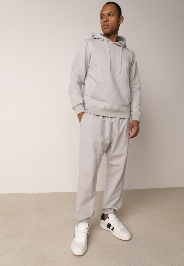 Born2be - Szare Spodnie Dresowe z Bawełną ze Ściągaczami Hailise. Okazja: do domu, na co dzień. Kolor: szary. Materiał: bawełna, dresówka. Styl: sportowy, casual