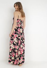 Born2be - Czarna Sukienka Damaia. Typ kołnierza: kołnierz z falbankami. Kolor: czarny. Materiał: wiskoza. Długość rękawa: na ramiączkach. Wzór: kwiaty. Długość: maxi #3