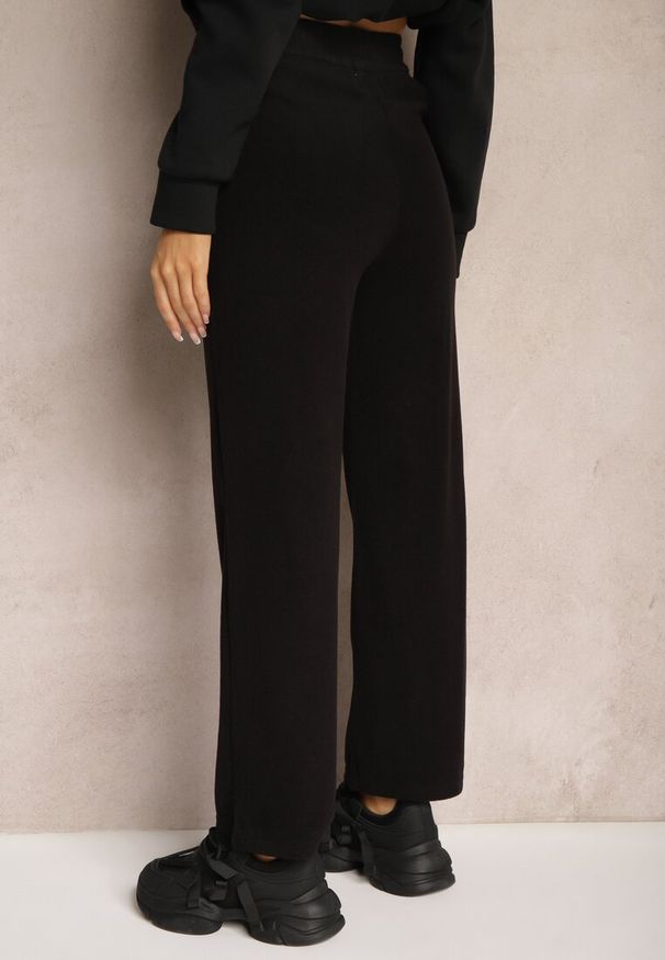 Renee - Czarne Spodnie z Dodatkiem Wiskozy High Waist o Szerokim Kroju ze Sznurkami Isnia. Okazja: na co dzień. Stan: podwyższony. Kolor: czarny. Materiał: wiskoza. Styl: klasyczny, elegancki, casual