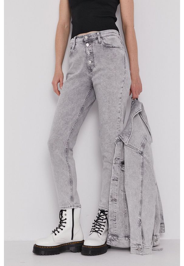 Calvin Klein Jeans - Jeansy Mom Jean. Kolor: szary