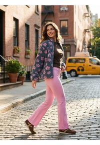 Sinsay - Spodnie flare - różowy. Kolor: różowy #1