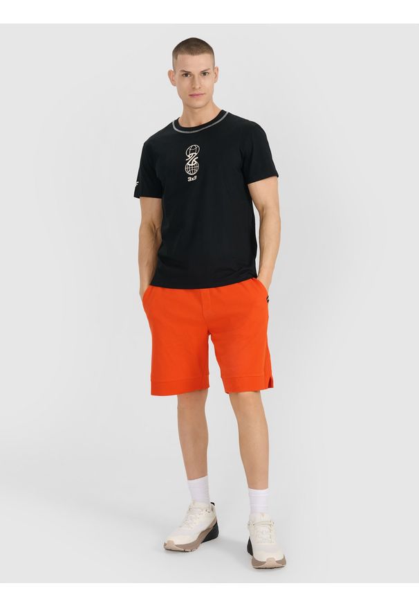 4f - 4F T-shirt regular z nadrukiem męski - czarny XXL. Okazja: na co dzień. Kolor: czarny. Materiał: bawełna, jersey. Wzór: nadruk. Styl: casual, sportowy, klasyczny, street, elegancki