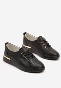 Born2be - Czarno-Złote Skórzane Sneakersy Ozdobione Perforacją Asozi. Okazja: na co dzień, na spacer. Kolor: czarny. Materiał: skóra. Wzór: aplikacja. Sport: turystyka piesza #5