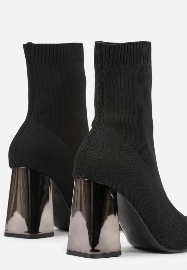 Born2be - Czarne Eleganckie Botki VICES na Słupku ze Skarpetkową Cholewką Rasoria. Okazja: na co dzień, na spotkanie biznesowe, do pracy. Zapięcie: bez zapięcia. Kolor: czarny. Materiał: satyna, skóra. Szerokość cholewki: normalna. Obcas: na słupku. Styl: elegancki