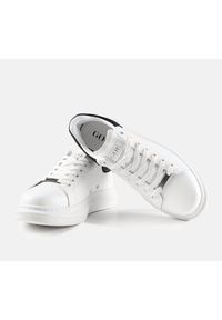 Białe męskie sneakersy GOE KK1N4005. Nosek buta: okrągły. Kolor: biały. Materiał: guma. Sport: turystyka piesza #3