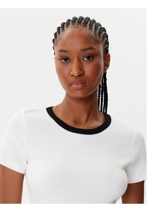 Morgan T-Shirt 252-DOPPY Biały Slim Fit. Kolor: biały. Materiał: bawełna