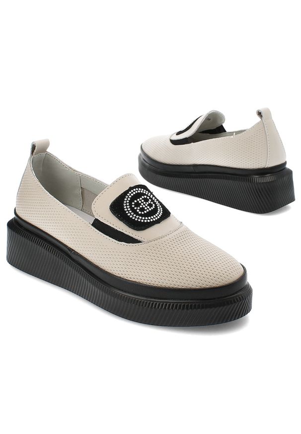 Beżowe Półbuty Vinceza Modne Obuwie Damskie. Okazja: na co dzień. Kolor: beżowy. Materiał: skóra. Styl: elegancki, klasyczny, casual