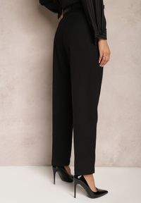 Renee - Czarne Szerokie Spodnie z Kieszeniami o Garniturowym Kroju Verati. Kolor: czarny