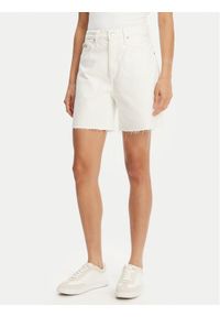 Calvin Klein Jeans Szorty jeansowe J20J225201 Biały Relaxed Fit. Kolor: biały. Materiał: bawełna #1
