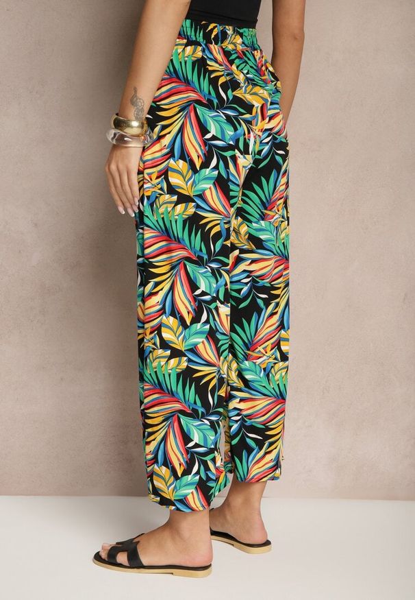 Renee - Zielone Spodnie z Bawełny o Szerokim Kroju High Waist w Liście Edirive. Okazja: na spotkanie biznesowe. Stan: podwyższony. Kolor: zielony. Materiał: bawełna. Sezon: lato. Styl: biznesowy, klasyczny, elegancki