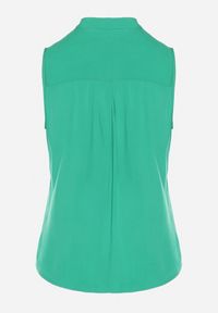 Born2be - Zielona Wiskozowa Koszula Ozdobiona Kieszeniami Lumevare. Okazja: na co dzień. Kolor: zielony. Materiał: wiskoza. Wzór: aplikacja. Styl: elegancki, casual