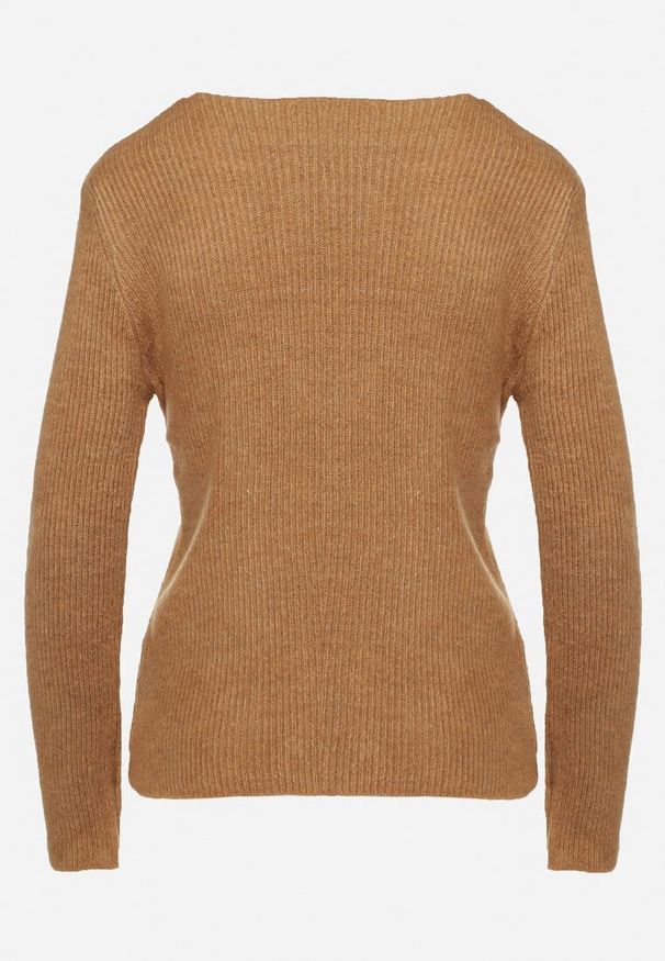 Born2be - Brązowy Sweter w Klasycznym Stylu z Dekoltem w Łódkę Zinvirra. Kolor: brązowy. Materiał: materiał. Sezon: zima. Styl: klasyczny