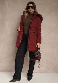 Renee - Bordowa Pikowana Kurtka Zimowa z Kapturem z Futerkiem Goella. Okazja: na co dzień. Typ kołnierza: kaptur. Kolor: czerwony. Materiał: futro. Sezon: zima. Styl: casual #3