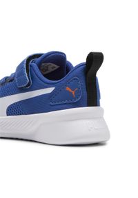 Buty do chodzenia dla dzieci Puma Flyer Runner V Inf. Okazja: na co dzień. Kolor: biały, wielokolorowy, czarny. Sport: turystyka piesza