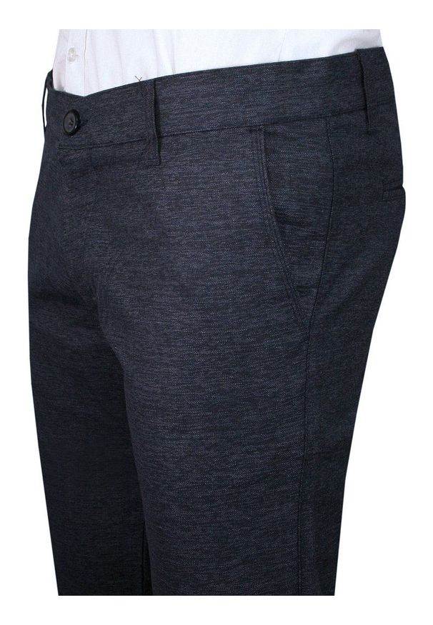 Granatowe Casualowe Spodnie Męskie, Slim Fit -TO-ON- Zwężane, Chinosy, Tłoczony Wzór, Melanżowe. Okazja: na co dzień. Kolor: niebieski. Materiał: elastan, bawełna. Wzór: melanż. Styl: casual