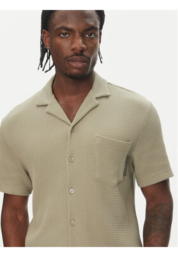 Emporio Armani Underwear Koszula EM000633 AF10792 U6274 Zielony Regular Fit. Kolor: zielony. Materiał: bawełna