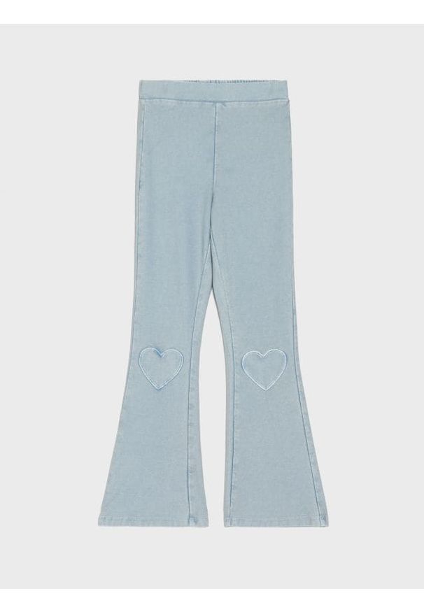 Sinsay - Spodnie flare z efektem sprania - niebieski. Kolor: niebieski