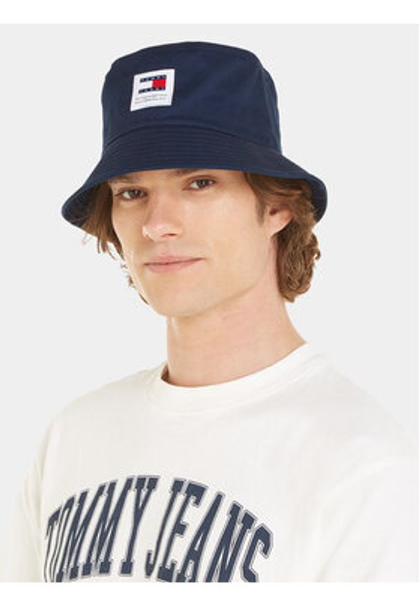Tommy Jeans Kapelusz Tjm Modern Patch Bucket Hat AM0AM12018 Granatowy. Kolor: niebieski. Materiał: materiał