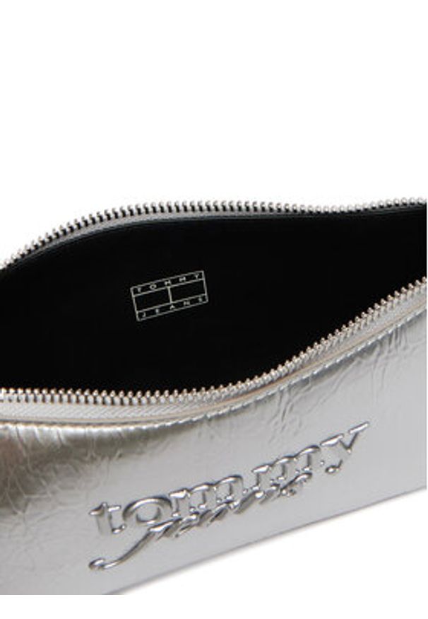 Tommy Jeans Torebka Tjw Must Metallic Shoulder Bag AW0AW18457 Srebrny. Kolor: srebrny. Materiał: skórzane