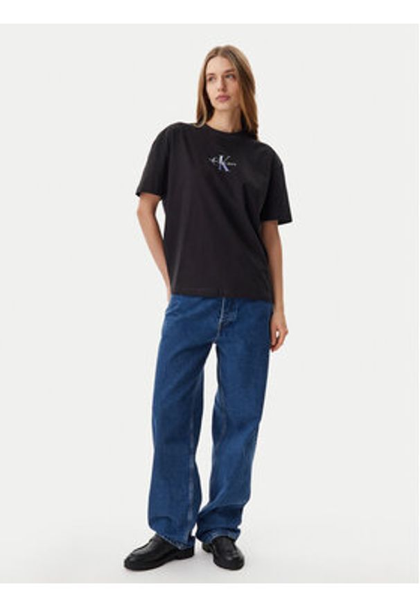 Calvin Klein Jeans T-Shirt Gradient Monologo J20J225521 Czarny Relaxed Fit. Kolor: czarny. Materiał: bawełna. Wzór: gradientowy
