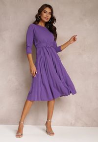 Renee - Ciemnofioletowa Sukienka Plisowana z Paskiem Valfe. Kolor: fioletowy. Materiał: dzianina #1