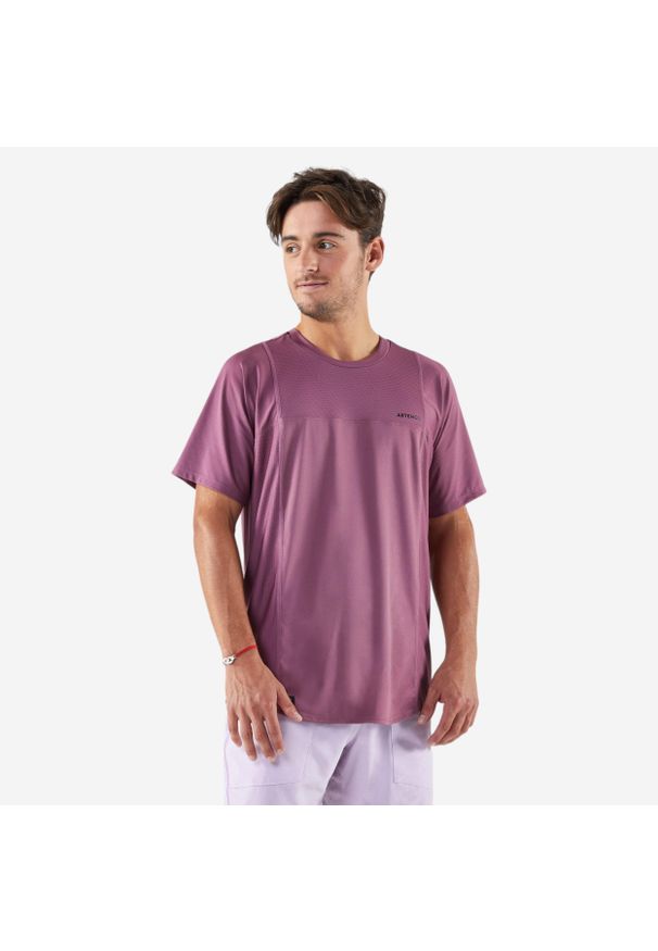 KUIKMA - Koszulka tenisowa męska krótki rękaw Artengo Dry Gaël Monfils. Kolor: fioletowy. Materiał: materiał, elastan. Długość rękawa: krótki rękaw. Długość: krótkie. Sport: tenis