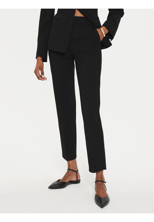 Marella Chinosy Gemma 2423786054 Czarny Slim Fit. Kolor: czarny. Materiał: wiskoza
