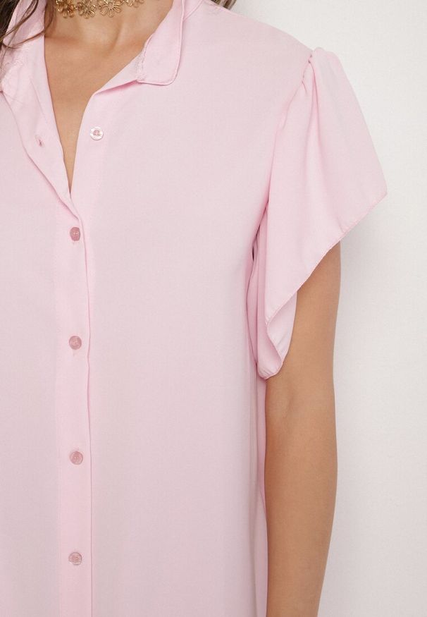 Born2be - Różowa Sukienka Koszulowa z Guzikami i Falbankami Tenalena. Okazja: na co dzień. Typ kołnierza: kołnierz z falbankami. Kolor: różowy. Typ sukienki: koszulowe. Styl: casual, elegancki, sportowy