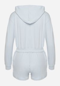 Born2be - Jasnoniebieski Bawełniany Komplet Sportowy Bluza z Kapturem i Szorty Izilia. Kolor: niebieski. Materiał: bawełna