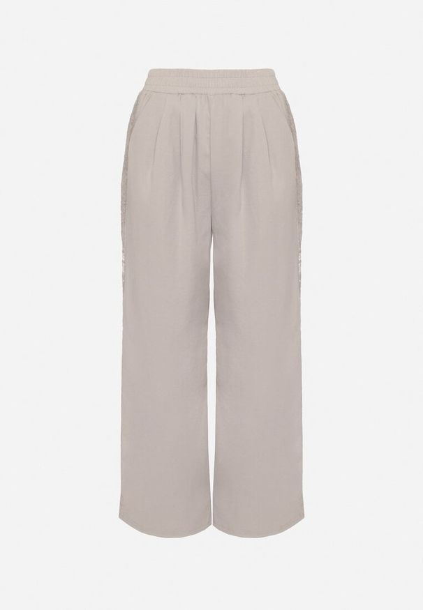 Born2be - Jasnoszare Spodnie z Bawełną o Szerokim Kroju z Wysokim Stanem i Koronką Efadwenna. Okazja: na co dzień. Stan: podwyższony. Kolor: szary. Materiał: bawełna, koronka. Wzór: koronka. Styl: casual, elegancki