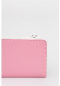 Tommy Jeans portfel damski kolor różowy. Kolor: różowy. Materiał: materiał. Wzór: gładki #3
