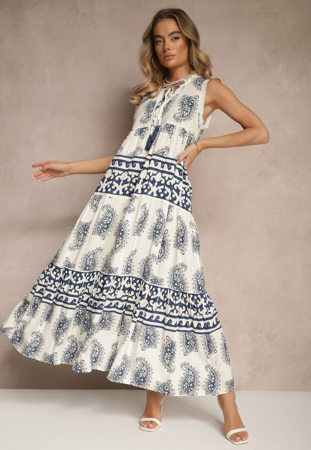Renee - Niebieska Rozkloszowana Sukienka z Wiskozy Wiązana pod Szyją w Print Paisley Nreadia. Kolor: niebieski. Materiał: wiskoza. Wzór: paisley, nadruk. Typ sukienki: rozkloszowane