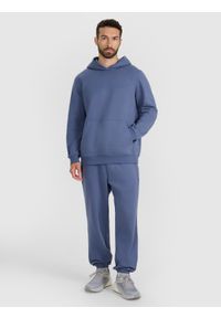 4f - 4F Spodnie dresowe joggery męskie - niebieskie 3XL. Kolor: niebieski. Materiał: dresówka. Wzór: gładki, ze splotem