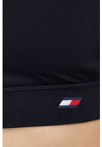 TOMMY HILFIGER - Tommy Hilfiger biustonosz sportowy kolor granatowy gładki. Kolor: niebieski. Materiał: skóra. Wzór: gładki #4