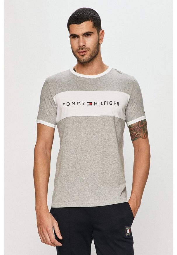 TOMMY HILFIGER - Tommy Hilfiger - T-shirt. Okazja: na co dzień. Kolor: szary. Materiał: dzianina. Styl: casual
