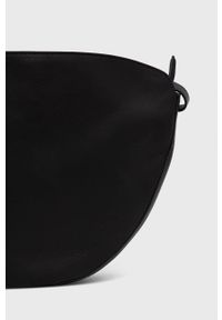 Marc O'Polo torebka skórzana kolor czarny. Kolor: czarny. Materiał: skórzane. Rodzaj torebki: na ramię