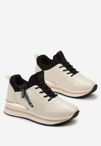 Born2be - Beżowo-Czarne Sneakersy Elorwin. Okazja: na co dzień. Nosek buta: okrągły. Kolor: beżowy. Materiał: materiał, tkanina. Szerokość cholewki: normalna #5