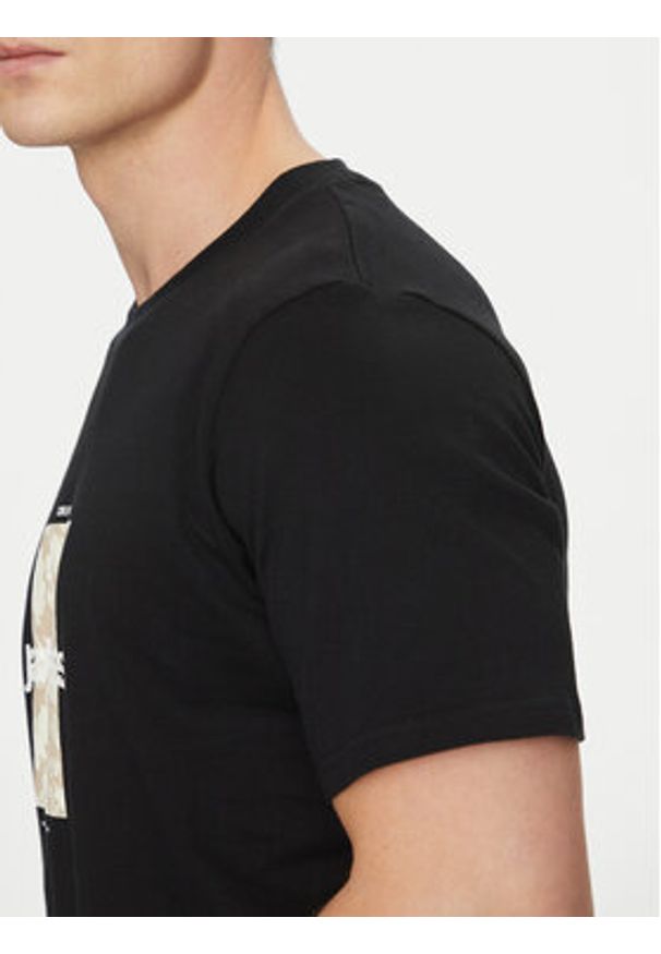 Jack & Jones - Jack&Jones T-Shirt Tarmac 12273239 Czarny Regular Fit. Kolor: czarny. Materiał: bawełna