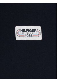 TOMMY HILFIGER - Tommy Hilfiger Sukienka codzienna 1985 KG0KG07933 Granatowy Regular Fit. Okazja: na co dzień. Kolor: niebieski. Materiał: syntetyk. Typ sukienki: proste. Styl: casual #6